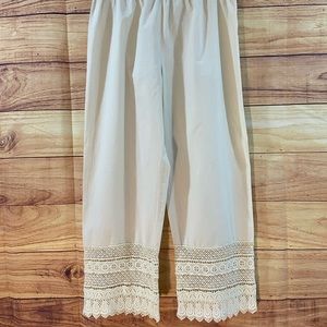 April Cornell Size: S Capri